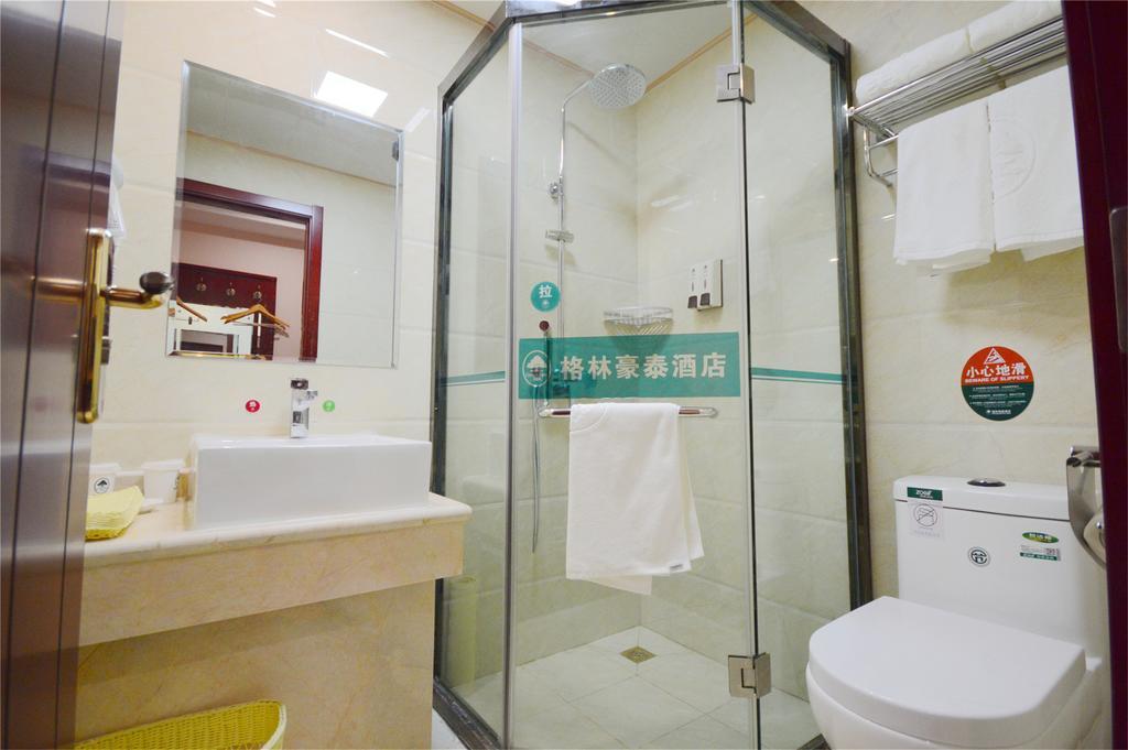 Greentree Inn Henan Xinyang Changan Road Business Hotel Xinyang (Henan) Экстерьер фото
